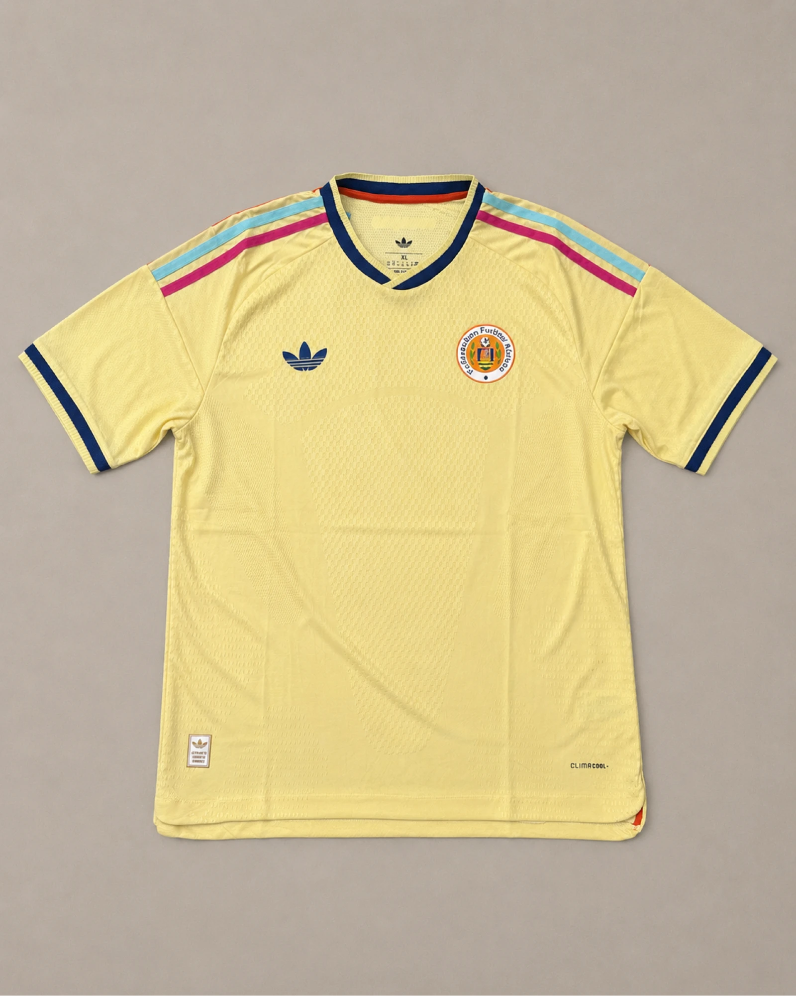 Adidas Curaçao WK 2026 voetbalshirt geel maat XL – nieuw